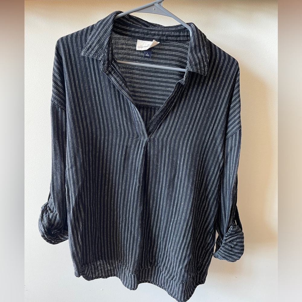 Universal Thread Black and White Striped Collared Blouse